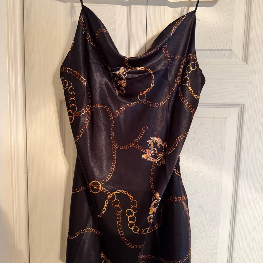 Elegant Black and Gold Chain Print Dress